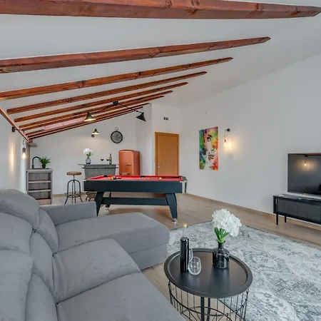 Miam * Velika Čista